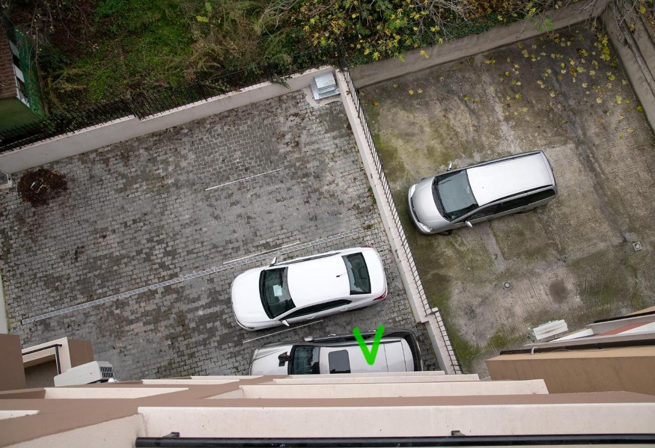Joy Apartment Burgas Center Private Parking Eksteriør billede